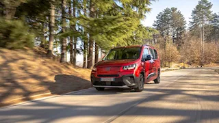 فيات تطلق سيارتها Qubo L العائلية الجديدة في الأسواق.. صور وتفاصيل