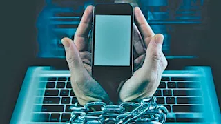 المنع ليس كافيًا.. استشاري تعديل سلوك يحدد خطوات مواجهة الإدمان الرقمي