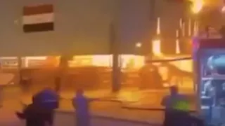 مصرع شخص وإصابة 10 آخرين في حريق مصفاة بيجي شمال بغداد.. فيديو 