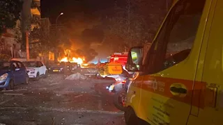 إيران تُطلق موجة صواريخ جديدة على إسرائيل