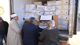 الدقهلية تدعم الأسر الأولى بالرعاية بـ5 أطنان لحوم من صكوك الإطعام (صور)