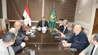 محافظ القليوبية: لن نسمح باستغلال زيادة الوقود لرفع تعريفة الركوب بشكل عشوائي