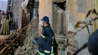 مصرع سيدة في انهيار منزل قديم مكوّن من 3 طوابق بأسيوط