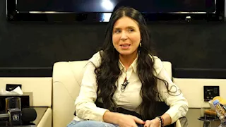 "اتجوزت 9 مرات ".. الراقصة دينا تفاجئ رامز جلال في رامز ليفل الوحش