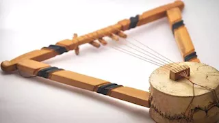 "السمسمية".. حكاية آلة طرب تحولت لسلاح ورمز للمقاومة في بورسعيد (صور)