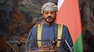 عمان تدعو دول الخليج لمراجعة عقيدتها الدفاعية.. وتؤكد: لا زالوا يراهنون على أمريكا