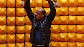 عمرو الدردير يكشف لـ رامز جلال الفريق الذي سيحصد بطولة الدوري