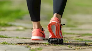 6 علامات تظهر أثناء الحركة تنبهك لارتفاع الكوليسترول الضار