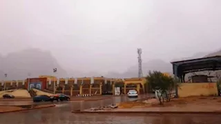 21 صورة ترصد أمطار الخير وحالة الطقس بسانت كاترين