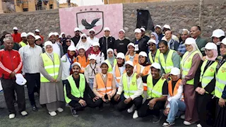 محافظ أسوان يشكر الشباب المشاركين في مبادرة "بشبابها أجمل" (صور)