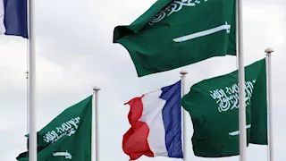 وزيرا خارجية السعودية وفرنسا يبحثان الأمن والاستقرار في المنطقة
