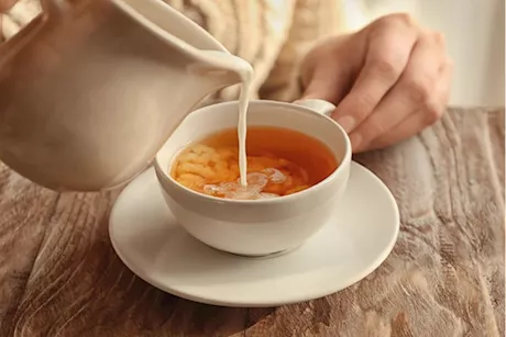 الشاي بالحليب في العيد- ماذا يفعل بقلبك؟