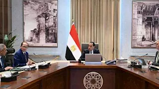 رئيس الوزراء يترأس اجتماعًا لتأمين احتياجات مصر من المواد البترولية
