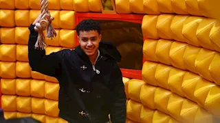 حسن مالك يجيب على سؤال رامز جلال: من الفنان رقم واحد عند الشباب الآن؟