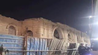 تحول إلى أنقاض.. هدم مبنى السكة الحديد التاريخي برمسيس