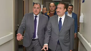 محافظ بورسعيد يوجه بنقل بطل أفريقيا في الكيك بوكسينج إلى معهد الكبد 