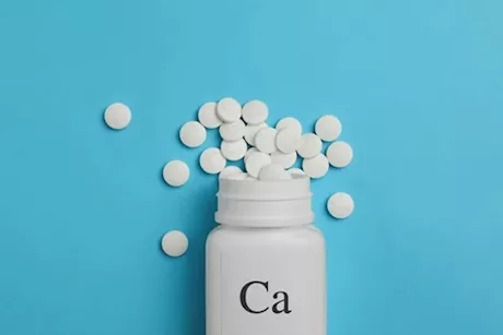 متى يؤخذ الكالسيوم في رمضان؟