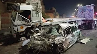 العربيات اتعجنت.. حادث تصادم بين 3 سيارات أعلى الطريق الدائري بالمريوطية- صور