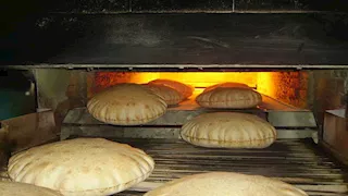 حملات مكثفة لضبط مخالفات المخابز.. ضبط 15 طن دقيق خلال 24 ساعة