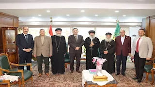 محافظ القليوبية يستقبل وفود دينية ومجتمعية لتبادل التهاني بعيد الفطر 