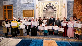 محافظ جنوب سيناء يكرم  29 من حفظة القرآن الكريم