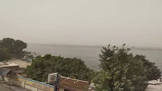 الجو قلب فجأة.. عاصفة ترابية تضرب الأقصر وإعلان حالى الطوارئ