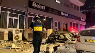  الإسعاف الإسرائيلي: قتيل في تل أبيب بعد إصابته بشظايا صواريخ