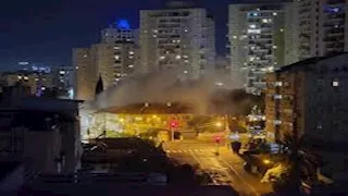 فيديو.. دمار واسع في محطة قطار تل أبيب إثر هجوم إيراني 