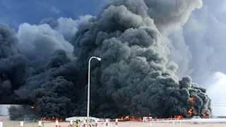 تضارب الروايات.. أمريكا تتبرأ من قصف "منشآت الطاقة الإيرانية" وإسرائيل تؤكد التنسيق