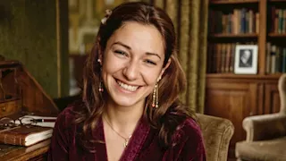 وفاة الفنانة اللبنانية دلال كرم.. ملهمة زياد الرحباني وبطلة أغنية "مربى الدلال"