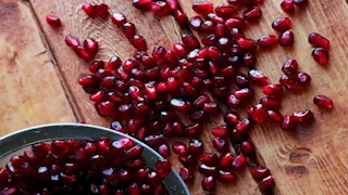 كيف يحارب الرمان نقص الحديد؟.. اكتشف الفوائد