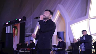 هيثم شاكر يحيي حفلا بإحدى الخيام الرمضانية