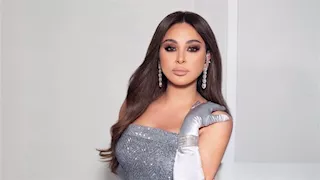 لوك غير تقليدي.. إليسا تخطف الأنظار بإطلالتها 