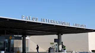 إخلاء مطار في قبرص بعد رصد جسم مشبوه