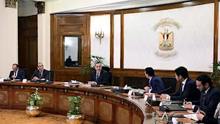 تفاصيل لقاء رئيس الوزراء بنائب الرئيس التنفيذي لشركة سكاتك النرويجية لمنطقة الشرق الأوسط