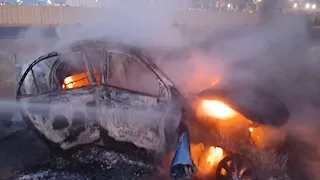 "العربيات ولعت".. مصرع وإصابة 3 أشخاص في تصادم سيارتين بالإسكندرية (صور)