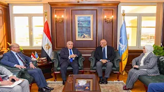 محافظ الإسكندرية يلتقي رئيس الهيئة الوطنية للصحافة (صور)