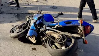 فسحة العيد تتحول لمأساة.. مصرع شاب وإصابة آخر في حادث ببورسعيد