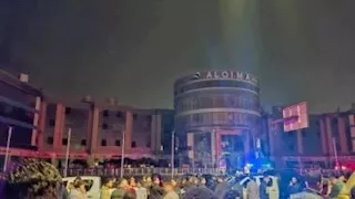 3 وفيات و32 مصابًا.. ارتفاع ضحايا حريق مول دمياط الجديدة (صور)