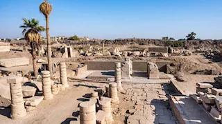 الكشف عن لوحة حجرية تعود إلى عصر الإمبراطور الروماني تيبيريوس