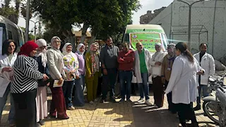 وكيل صحة أسيوط يتفقد القافلة الطبية بحديقة الفردوس خلال عيد الفطر (صور)