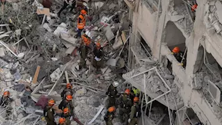 وسائل إعلام إسرائيلية: انهيار مبنى في ديمونة وإصابة 20 شخصا جراء هجوم إيراني.. فيديو 