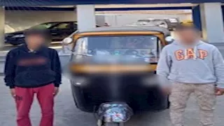 نهاية مثيرة لفيديو طفل يقود توك توك في أبو النمرس