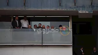 "رفقة عباس".. حسن شحاتة يخطف الأنظار في مباراة الزمالك وأوتوهو بكأس الكونفدرالية