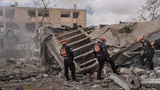 صواريخ إيران تهز "حصن ديمونة".. لماذا فشلت مظلة إسرائيل الدفاعية؟