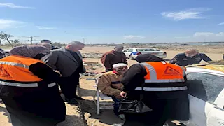 كان يسكن سيارة.. نقل مدرس على المعاش إلى دار لرعاية كبار السن ببورسعيد