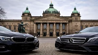 محكمة ألمانية تبرئ بي إم دبليو ومرسيدس من دعاوى المناخ