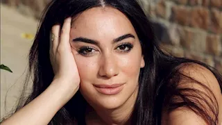 "شكلك قمر".. فدوى عابد بدون مكياج في أحدث ظهور لها