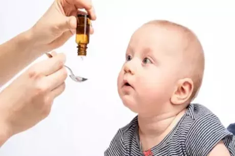 هل يؤثر نقص فيتامين د على نمو الأطفال؟.. طبيبة توضح المخاطر