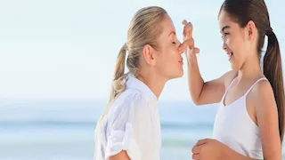 ماذا يحدث لجسمك عند التعرض المنتظم للشمس؟.. فوائد وأضرار